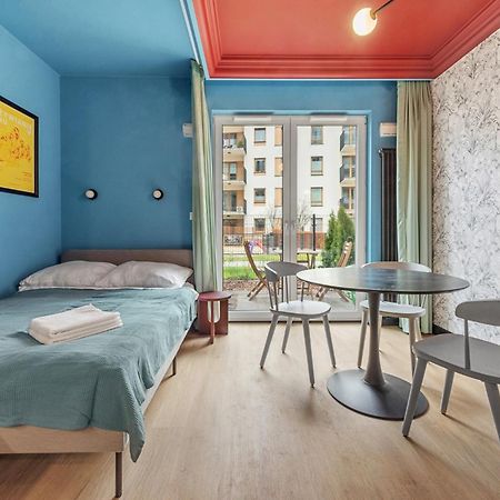 Colorful Apt Close To The Center Great Location Lejlighed Warszawa Eksteriør billede