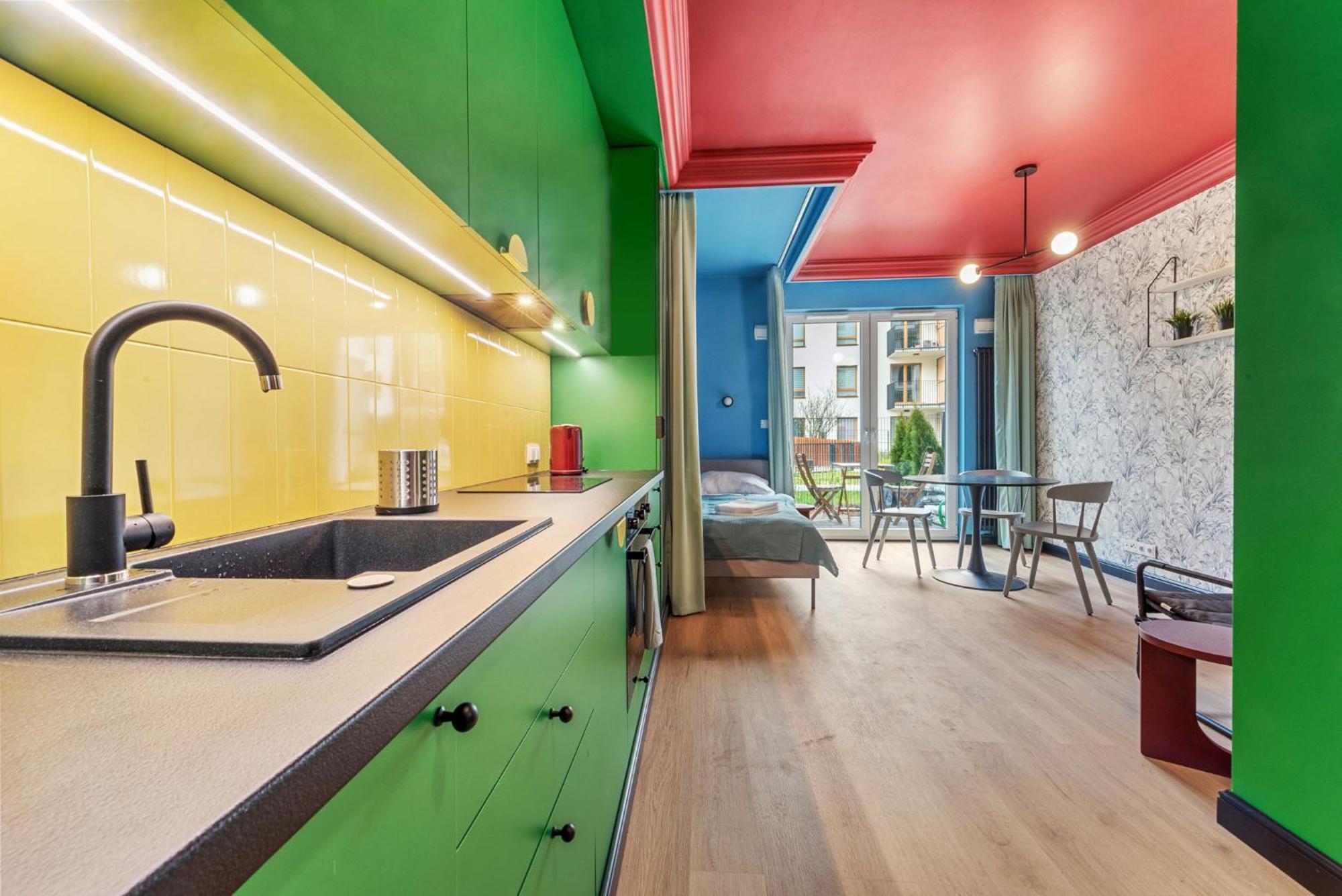 Colorful Apt Close To The Center Great Location Lejlighed Warszawa Eksteriør billede